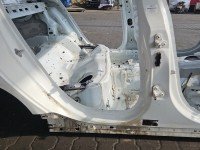 Próg prawy SŁUPEK ŚRODKOWY B Jaguar XE X760 sedan 4d biały LRC NER polaris white
