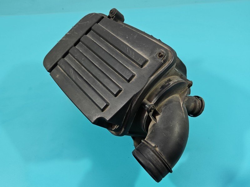 Obudowa filtra powietrza Skoda Octavia II 1K0129607 1.6 SR (BSE) Obudowa filtra powietrza Skoda Octavia II 1K0129607 1.6 SR (BSE)