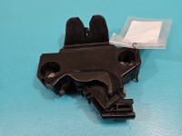 Zamek klapy tył Toyota Corolla E21 19- sedan TOYOTA, 3pin