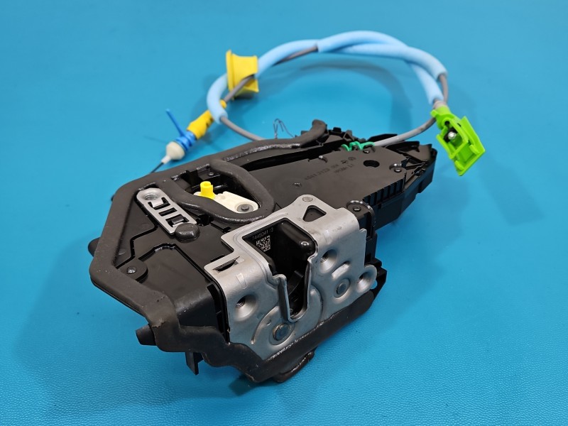 Zamek przód lewy 7445041-13 BMW iX1U11 EUROPA 5pin