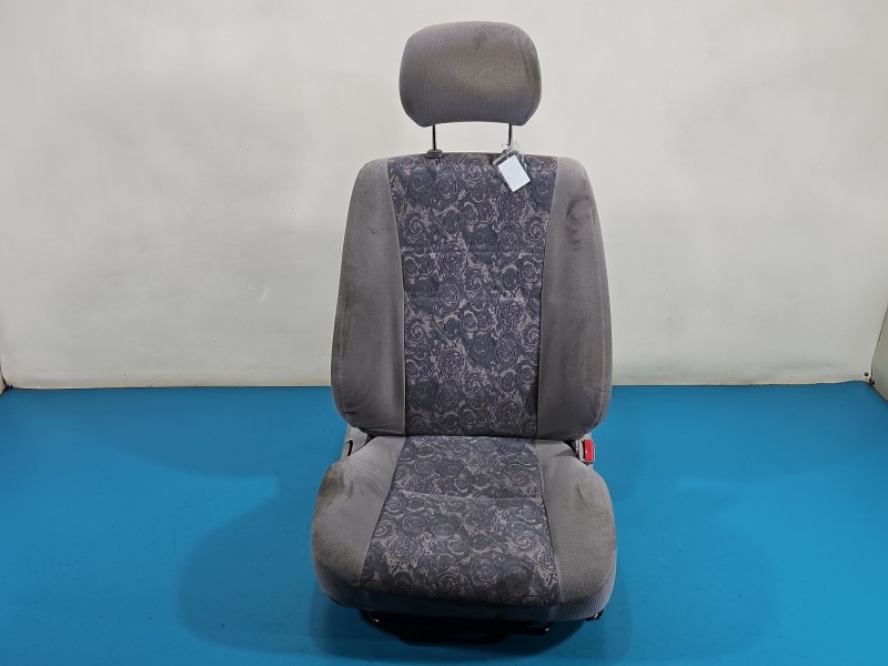 Fotel prawy przód pasażera Toyota Corolla E11 3d EUROPA