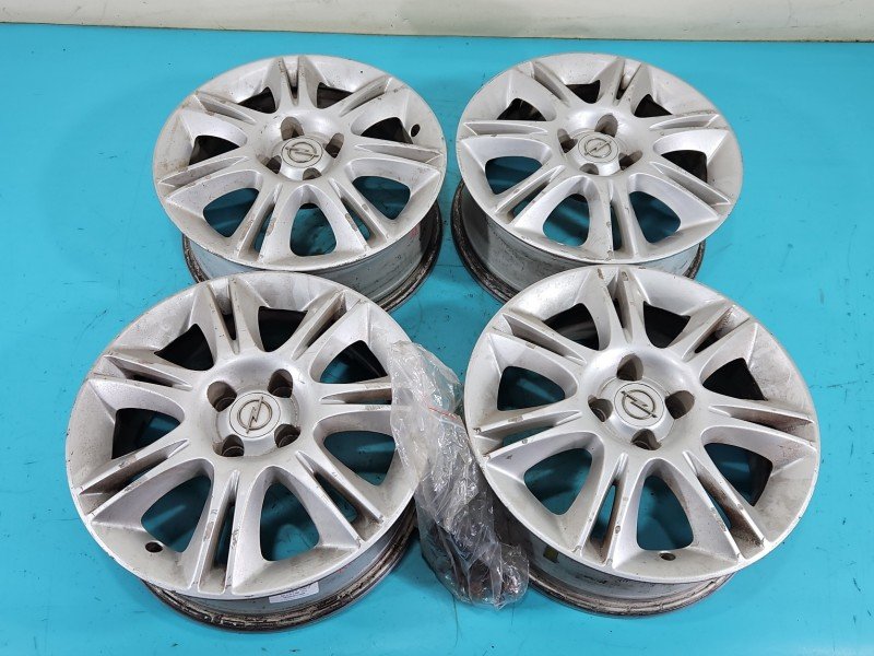 alufelgi felgi 16 komplet Opel Corsa D alufelgi felgi 16 komplet Opel Corsa D