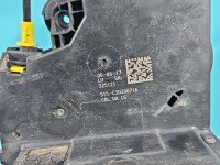 Zamek przód lewy 915-C3039071A Opel Astra V K EUROPA Producent części: OPEL, 5pin