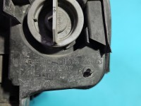 Reflektor prawy lampa przód Audi A4 B7 EUROPA