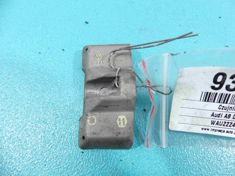 Czujnik ciśnienia opon Audi A8 D3 4D0907275 TPMS