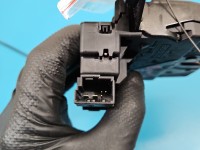 Zamek klapy tył 163672, 163672-10, 966853-105 BMW X5 F15 Producent części: BMW, 6+5PIN