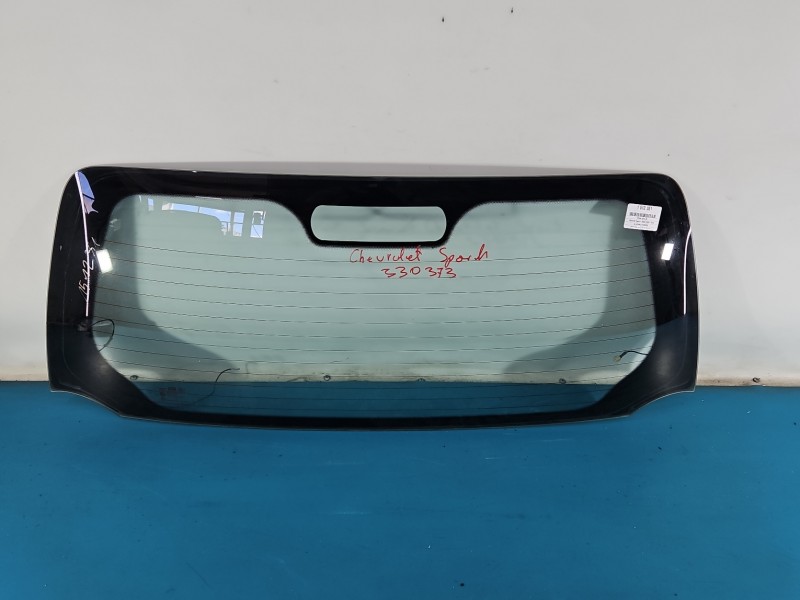 Szyba tylna KLAPY BAGAŻNIKA TYŁ Chevrolet Spark II M200 HB