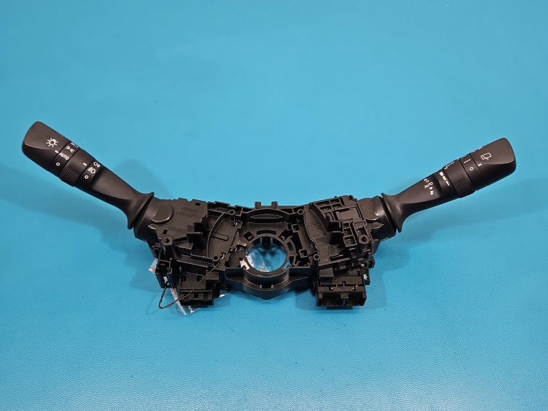 Przełącznik zespolony Toyota Auris II 02720-17F852