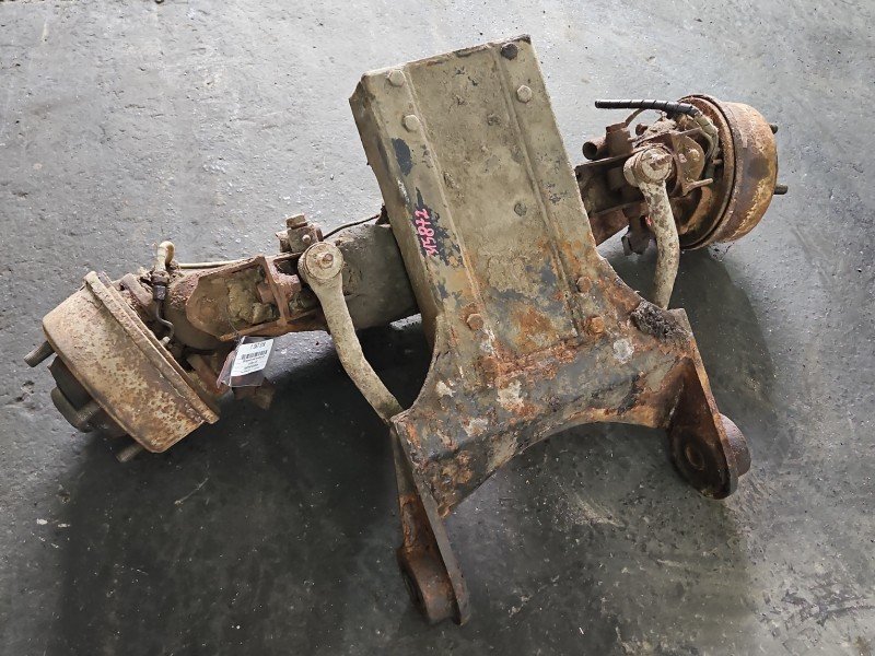 Zawieszenie przód kompletne belka Johnston c40 zamiatarka 2.8d