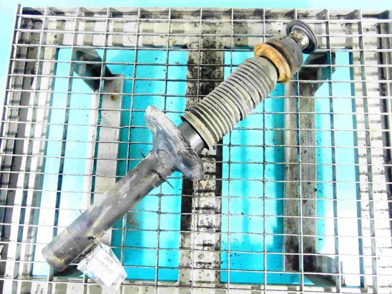 Amortyzator przód prawy przedni Skoda Octavia I