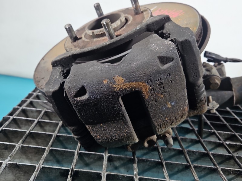 Zacisk przód prawy Ford B-Max 12-17 1.0 T