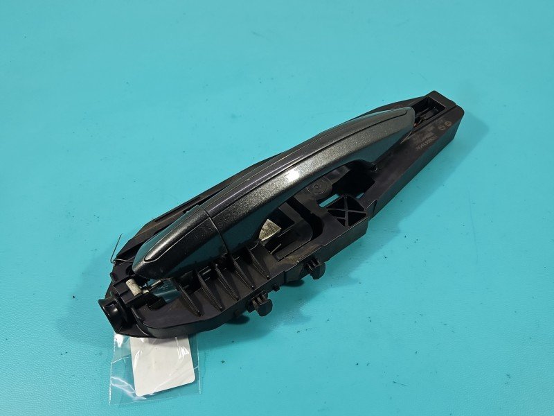 Klamka przód prawa zewnętrzna Ford Mondeo Mk5 Klamka przód prawa zewnętrzna Ford Mondeo Mk5