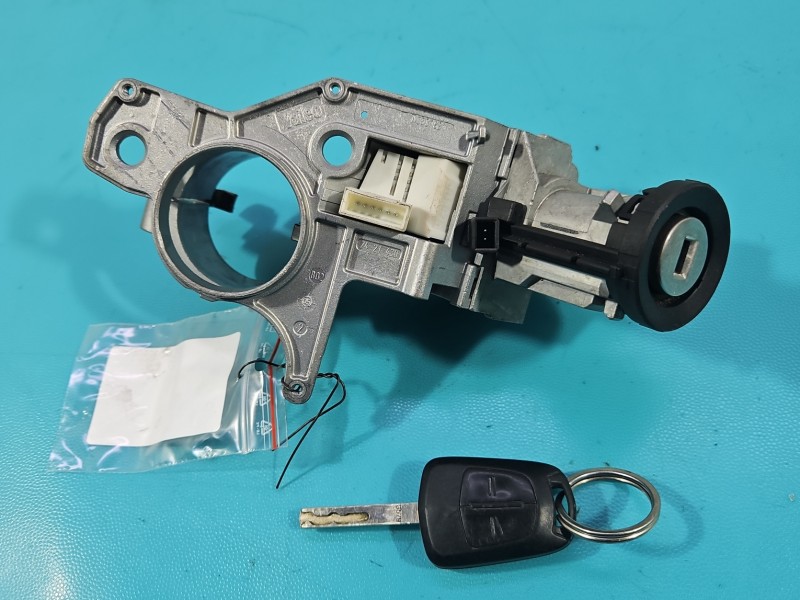 Stacyjka KLUCZYK WKŁADKA Opel Zafira B