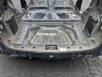 Pas tylny podłoga bagażnika Infiniti Q30 wanna HB