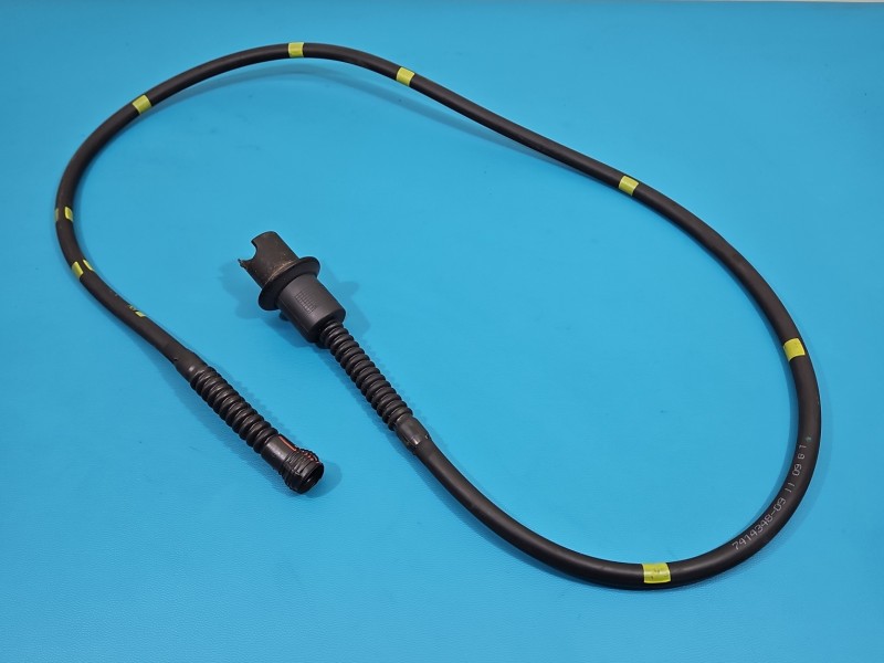 Rura przewód Producent części: BMW, odpływ szyberdachu prawy BMW iX3 G08 7414348 0.0 elektryczny