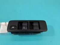 Przełącznik szyb Nissan Qashqai I J10 06-13 Europejska EU 25401BR00B