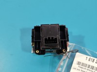 Przełącznik hamulca ręcznego Land Range Rover III L322 01-12 YUG500391