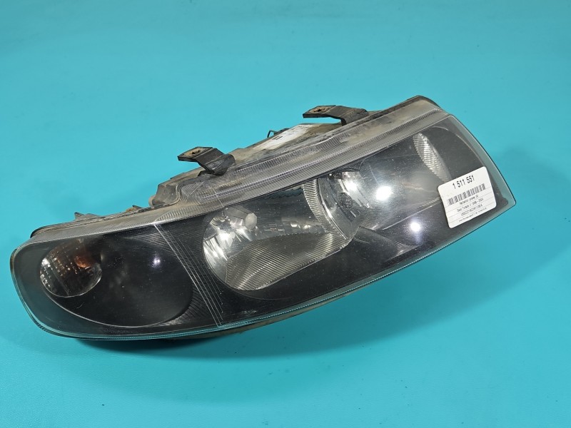 Reflektor prawy lampa przód Seat Toledo II Leon I EUROPA