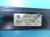 Podnośnik przód lewy SZYBY WINDA 0130822717, 5Q0959801B Skoda Octavia III 2pin 5d kombi