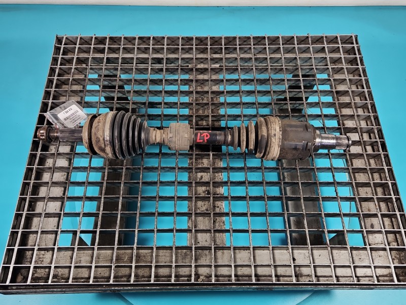 Półoś przód lewa Toyota Rav4 IV 2.0 D4D manual