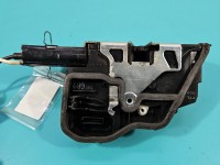 Zamek przód lewy 7185689 BMW F01 EUROPA Producent części: BMW, Z dociągiem , zamek 7pin, dociąg 2pin uszkodzone mocowanie...