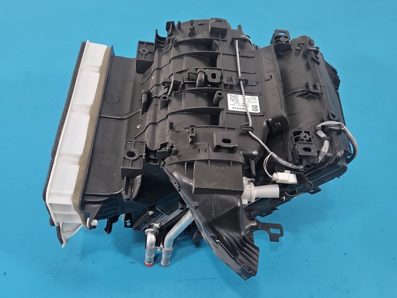 Nagrzewnica Toyota Auris II 87050-05761 EUROPA