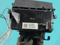 Przełącznik Europejska, HAMULCA RĘCZNEGO, GRZANIA FOTELI, GRZANIA KIEROWNICY, PDC Kia Optima IV 15-20 93300-D4RZ0