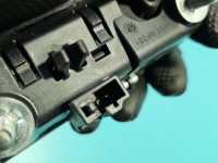 Klamka klapy tył Vw Passat B7 5N0827566