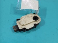 Silniczek Renault OE NASTAWNIK ŻALUZJI WLOTU 4PIN Renault Captur I