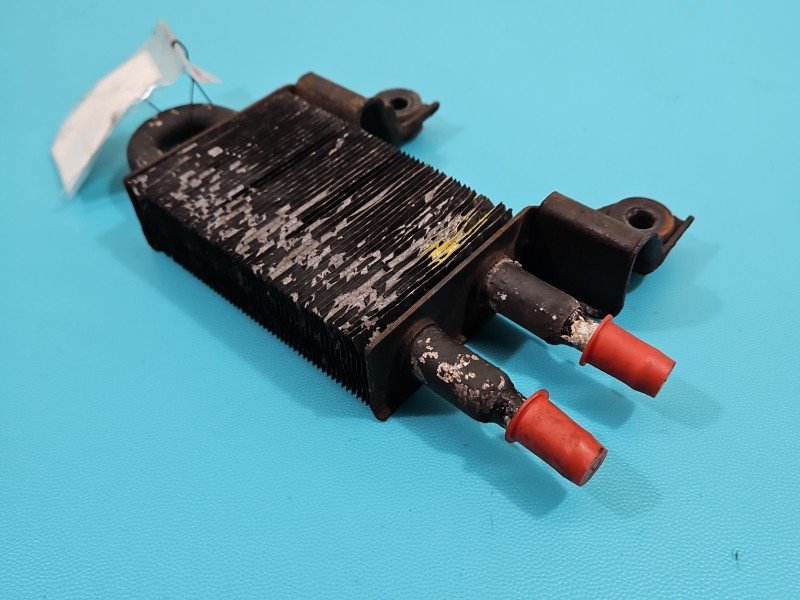 Chłodnica oleju Kia Sportage II 04-10 2.0 crdi (D4EA)