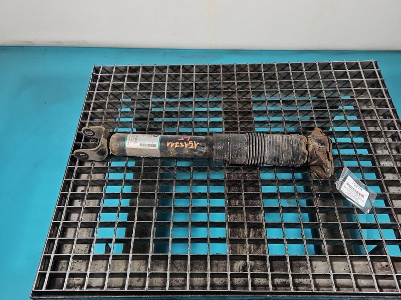 Amortyzator tył lewy Jeep Grand Cherokee IV WK2 HB tylny