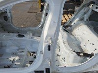 Próg lewy SŁUPEK ŚRODKOWY B Jaguar XE X760 sedan 4d biały LRC NER polaris white