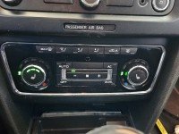 Konsola panel nawiewu Skoda Superb II 3T0907044BL