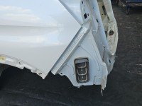 Błotnik tył lewy Peugeot 3008 II ćwiartka białyKWED