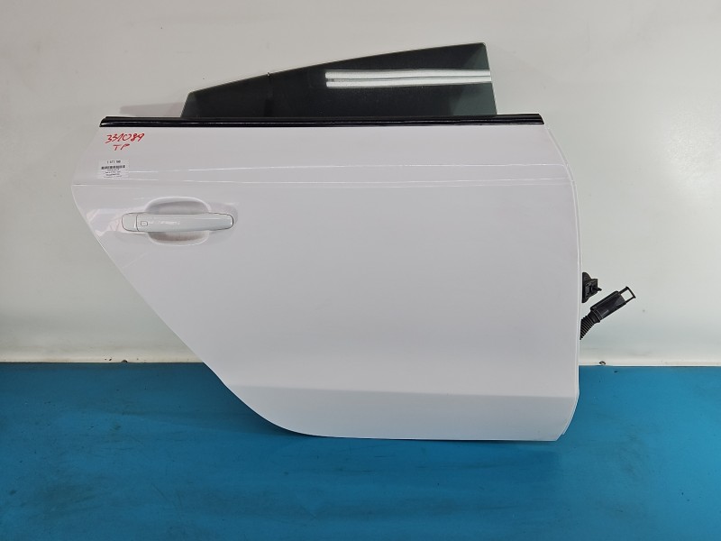 Drzwi tył prawe Audi A5 8T HB 5d Ly9c