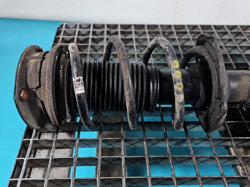 Sprężyna przód przednia Audi A3 8V 1.8 TFSI CNSB