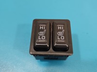 Przełącznik grzania foteli Mitsubishi Eclipse Cross
