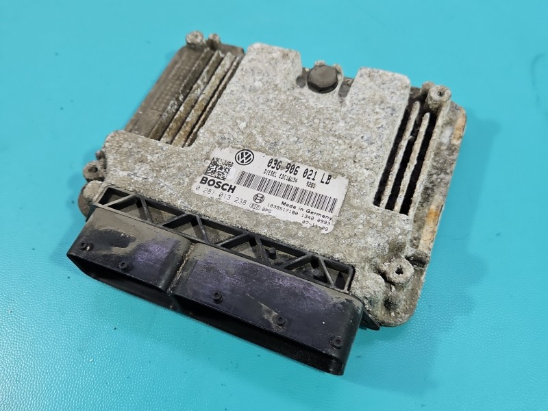 Komputer Sterownik silnika Skoda Octavia II 1.9 tdi 03G906021LB, 0281013238