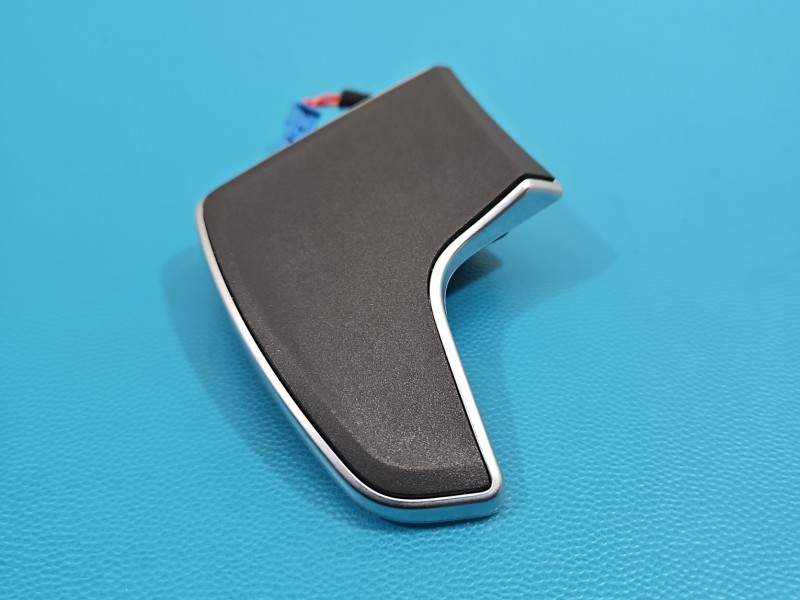 Przełącznik Producent części: BMW, Łopatki zmiany biegów, lewa strona 5 G30 2017-2024 9372496