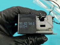 Zamek maski Porsche 1K1823509E Porsche Panamera I 970