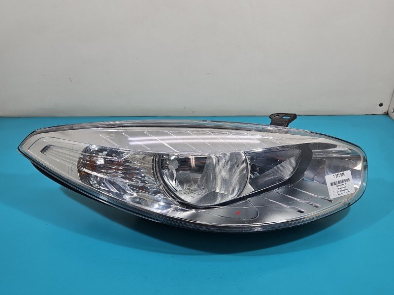 Reflektor prawy lampa przód Renault Fluence EUROPA