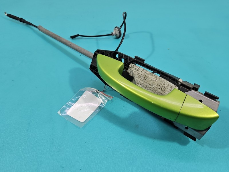 Klamka przód lewa zewnętrzna Vw Scirocco III 08- 1K8837885F