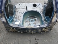 Pas tylny podłoga bagażnika Skoda Fabia III wanna kombi ćwiartka