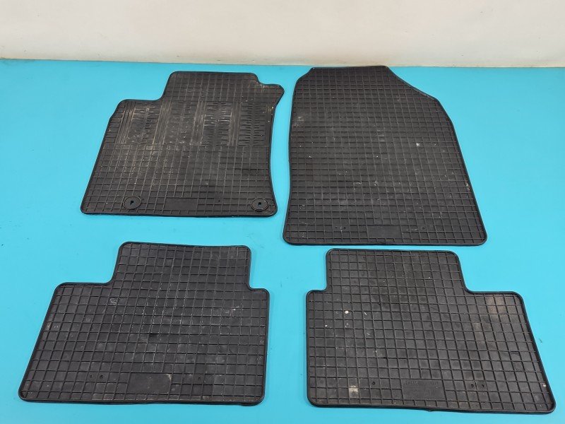 Dywaniki komplet Kia Ceed III 18-21 Dywaniki komplet Kia Ceed III 18-21