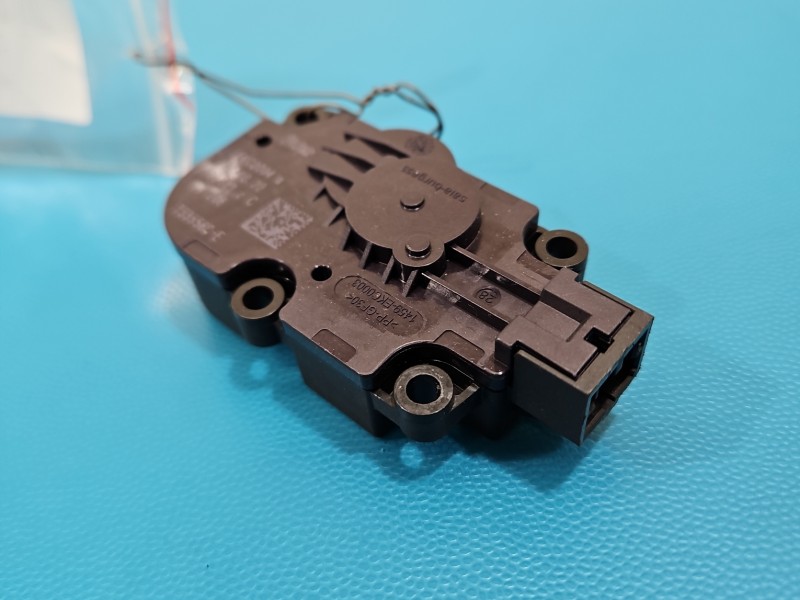 Silniczek nawiewu NAGRZEWNICY BMW iX1 U11 T53556C-E EUROPA