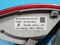 Lampa tył prawa Producent części: Audi, Pęknięcie przy zaczepie KOMBI AVANT W BŁOTNIK BEZ LISTWY ŻARÓWKOWEJ Audi A4 B7 kombi