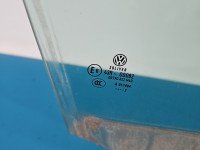 Szyba drzwi przód prawa Vw Passat B7 kombi