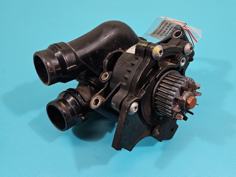 Pompa wody AUDI A4 B8 2.0 TFSI 06H121026CR Pompa wody AUDI A4 B8 2.0 TFSI 06H121026CR