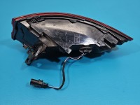 Lampa tył lewa Audi A4 B9 sedan Producent części: Audi, Wersja USA - kierunek świeci na czerwono, zewnętrzna , LED, sedan EUROPA