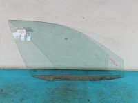 Szyba drzwi przód prawa Vw Bora kombi
